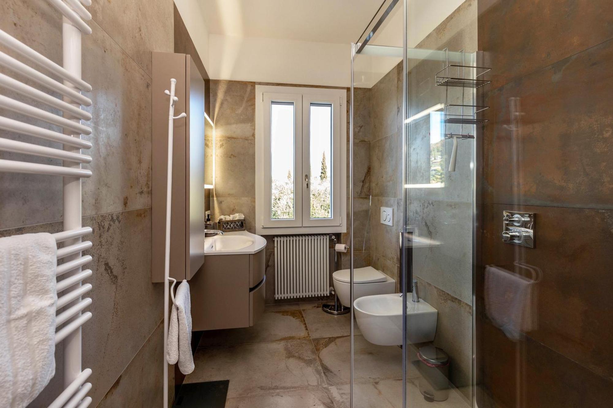 Casa Serena Lake View トッリ・デル・ベーナコ エクステリア 写真